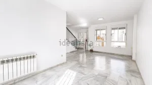 Casa de 3 dormitorios en Bola de Oro
