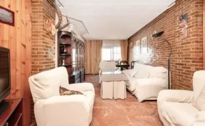 Piso de alquiler con 4 dormitorios en El Zaidín