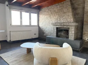 Ático de 1 dormitorio en alquiler en La Zubia