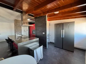 Ático de 1 dormitorio en alquiler en La Zubia
