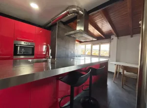 Ático de 1 dormitorio en alquiler en La Zubia