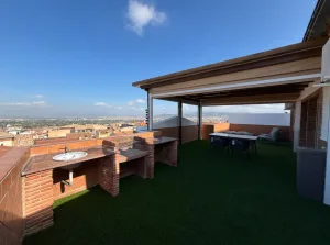 Ático de 1 dormitorio en alquiler en La Zubia