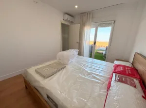 Ático de 1 dormitorio en alquiler en La Zubia