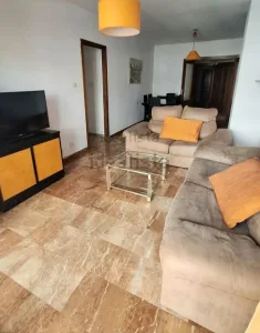 Piso con 4 dormitorios en Calle Alhamar