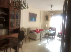 Ático de 4 dormitorios en Granada centro