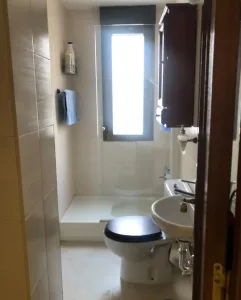 Ático de 4 dormitorios en Granada centro