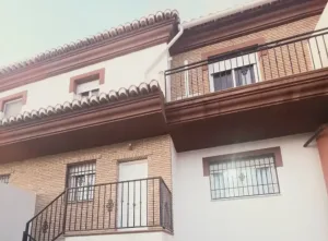 Casa de 3 dormitorios en Purchil