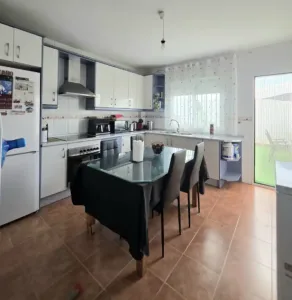 Casa de 3 dormitorios en Purchil