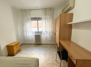 Piso para 4 estudiantes en Pedro Antonio de Alarcón