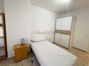 Piso para 4 estudiantes en Pedro Antonio de Alarcón