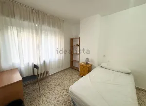 Piso para 4 estudiantes en Pedro Antonio de Alarcón